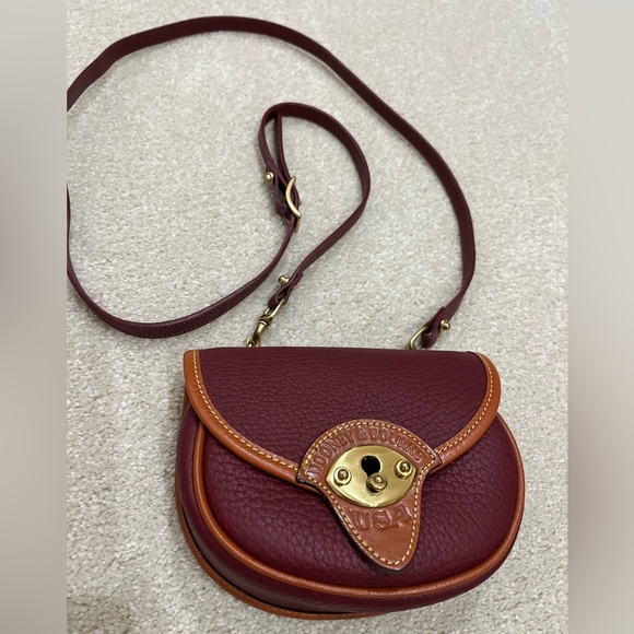 Vintage Dooney and Bourke Leather Crossbody Purse